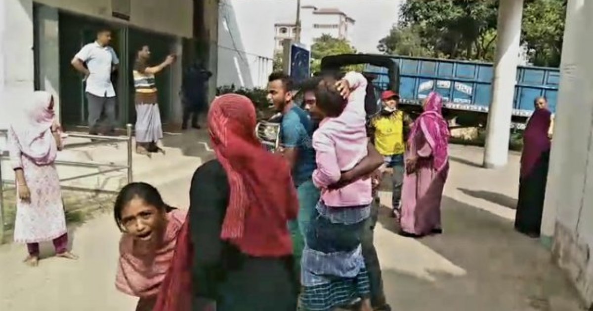 Truck crushes auto-rickshaw, 2 dead in Brahmanbaria