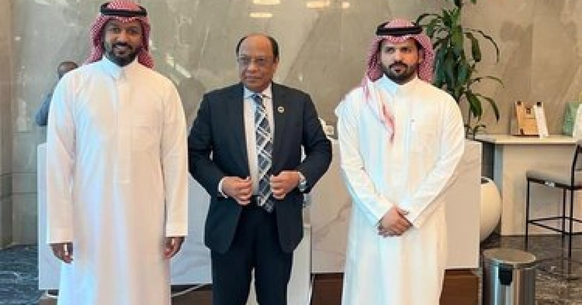 Expatriates' Welfare Secretary holds meeting with Saudi Takamol Holding