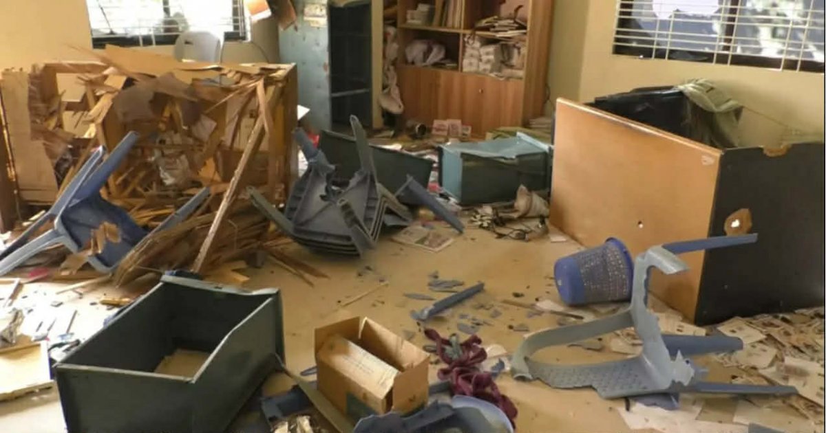 Kushtia Prothom Alo office comes under attack