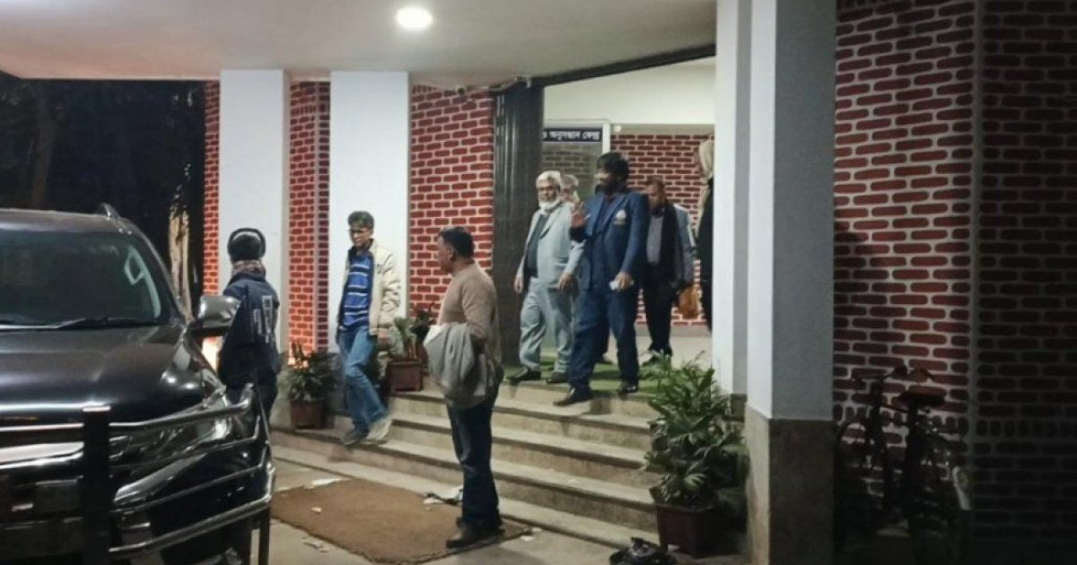 Students take campus by storm as Sucsu polls halted; VC, pro-VC released after 13hrs