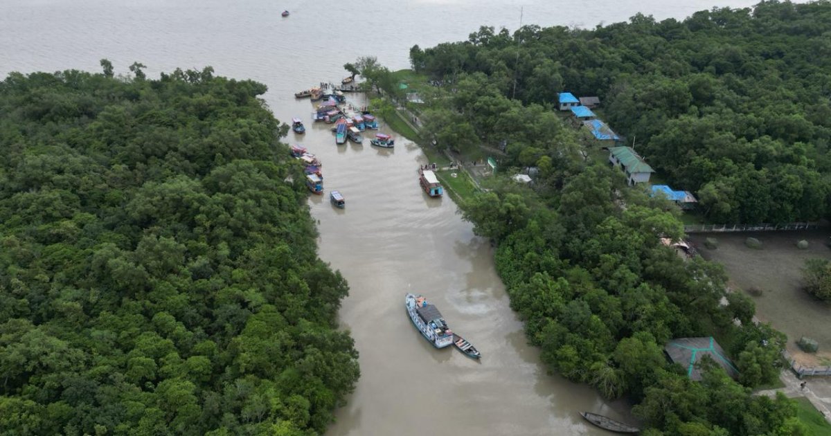 Coast Guard battles pirates as fishermen face renewed terror