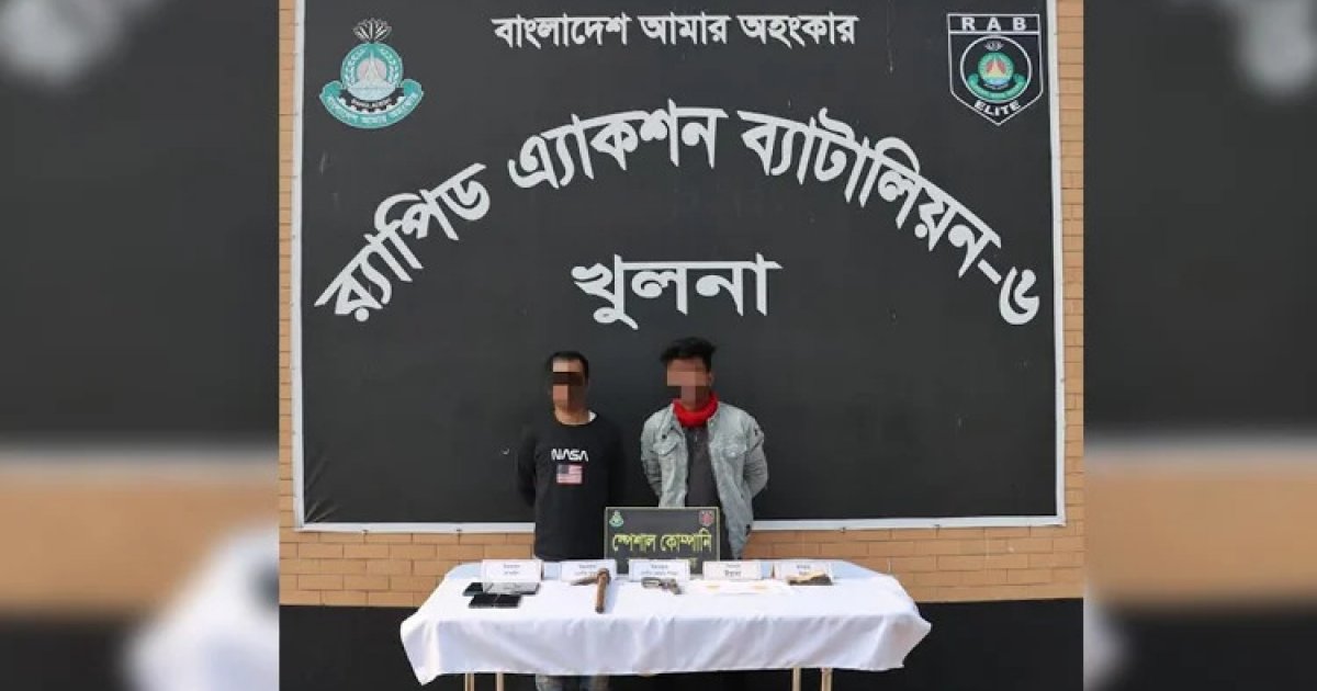 2 pistols recovered in Khulna