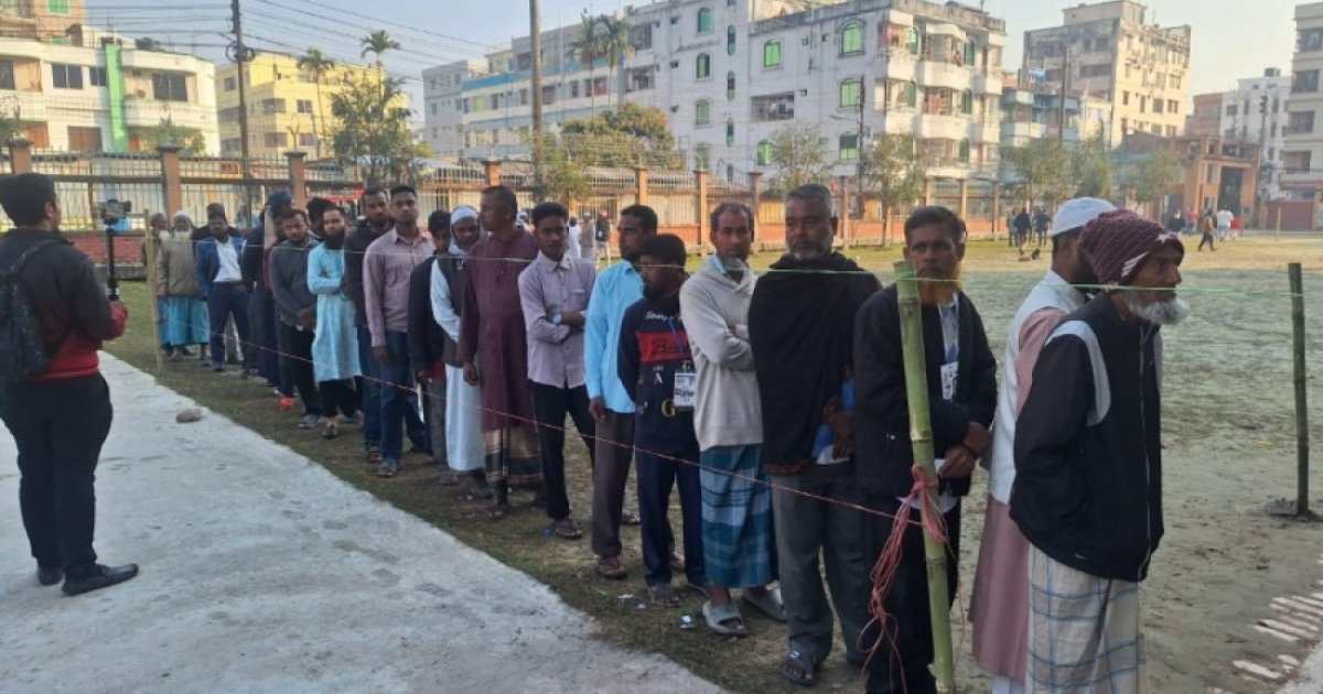 Voter turnout rises in Barisal as candidates express hope for fair polls