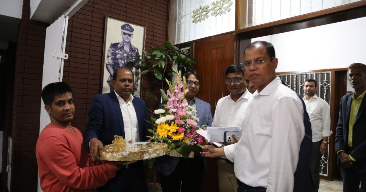Mamata sends sweets, flowers to Tarique Rahman