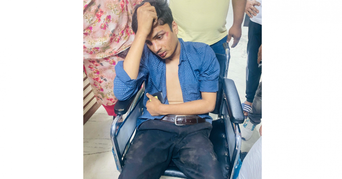 জাতীয় নাগরিক পার্টির ছাত্র সংগঠনের কর্মীদের বিরুদ্ধে ঢাবি শিক্ষার্থীকে মারধরের অভিযোগ