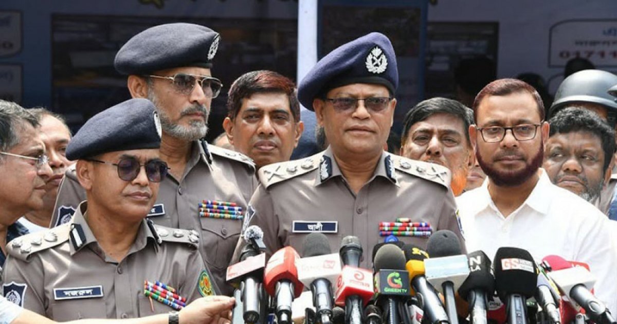 ঈদের ভ্রমণে যাত্রীদের সুবিধা নিশ্চিতে পুলিশের প্রস্তুতি সম্পন্ন: আইজিপি