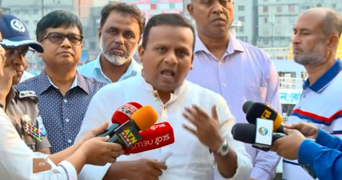 ঈদে নিরাপদ নৌযাত্রা নিশ্চিতে সদরঘাট পরিদর্শন করলেন রাষ্ট্রমন্ত্রী রাজিব আহসান