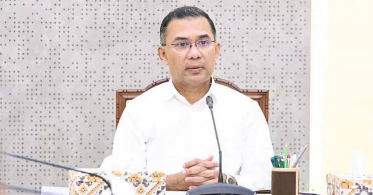 বন্যা মোকাবিলায় প্রস্তুতি নিয়ে প্রধানমন্ত্রীর সভা, জেলা দুটিতে খাল খনন উদ্বোধন করবেন