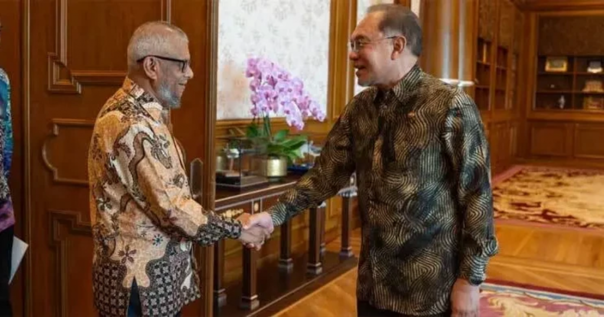 মালয়েশিয়ার প্রধানমন্ত্রী আনোয়ার ইব্রাহিম বাংলাদেশের প্রধানমন্ত্রী তারিক রহমানকে আমন্ত্রণ জানিয়েছেন