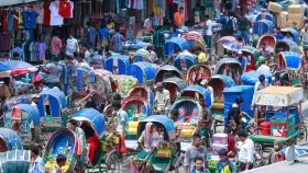 Government to ban battery-run rickshaws, vans