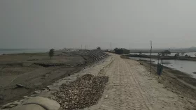 52km embankment in 3 coastal districts turns vulnerable