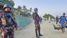 Continuous shelling rocks Teknaf-Maungdaw border