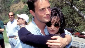 Courteney Cox says she feels late &lsquo;Friends&rsquo; co-star Matthew Perry&rsquo;s presence