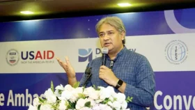 Arafat for pledge to ensure honesty in disclosing information