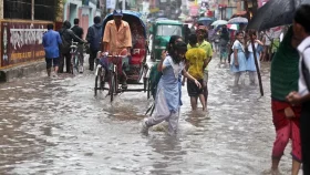 Your guide to preventing smelly shoes during this monsoon season
