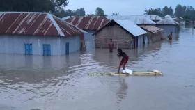 Flood situation worsens in Kurigram; 50,000 stranded