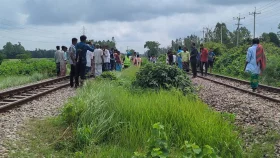Narsingdi train accident: Five unidentified bodies buried