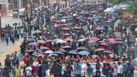 Bangla Blockade: RU, Ruet students block Dhaka-Rajshahi highway