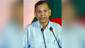 Govt agrees to sit with quota reform protesters