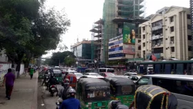 Dhaka roads see increased traffic as offices, banks reopen