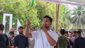 Hasnat Abdullah calls for government resignation if promises not met