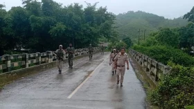 Congress criticizes Modi's silence on Manipur violence amid ongoing crisis