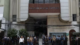 Depositors&rsquo; protest turns violent in front of Islami Bank