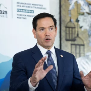 Rubio meets Italian PM after Trump criticism