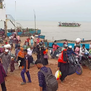 Eid return rush continues at Paturia launch Terminal