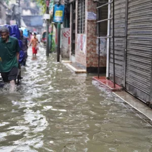Downpour triggers waterlogging across Dhaka