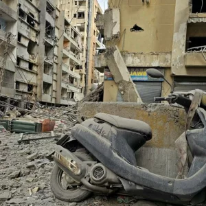 Israel strikes south Lebanon, Beirut suburbs as Hezbollah keeps up attacks