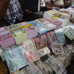 Economists advise not to cut policy rate amid inflation pressure