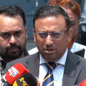 Govt seeks ‘new chapter’ in ties with India