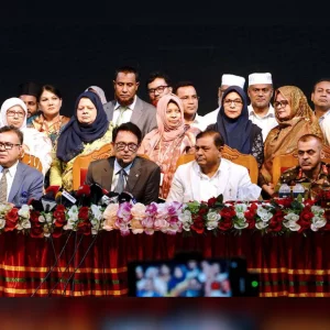 Classes to be held 3 days in-person, 3 days online, says education minister