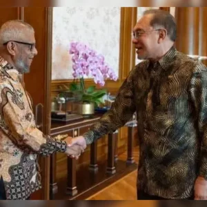 Anwar Ibrahim invites PM Tarique to visit Malaysia