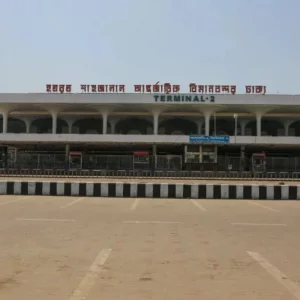 Middle East tension: 1,060 flights cancelled at Dhaka airport