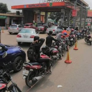 Fuel Pass launch faces early disruption, consumers report hassles