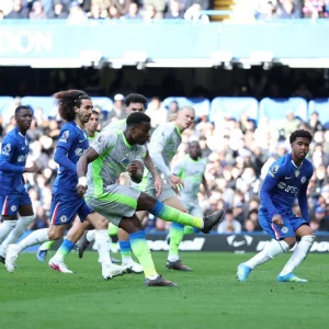 City rout Chelsea to close gap on leaders Arsenal