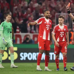 Real slam 'unbelievable' red card after Bayern defeat