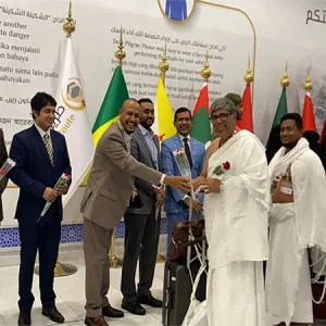 Bangladesh's first hajj flight reaches Saudi Arabia