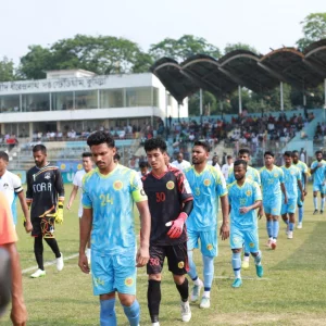 Abahani edge past Fortis for sixth straight win