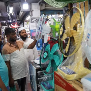 Heatwave drives surge in fans, ACs as prices rise
