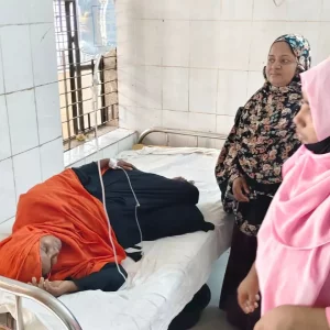 Pregnant woman alleges assault by NGO workers for failing to pay instalment in Patuakhali