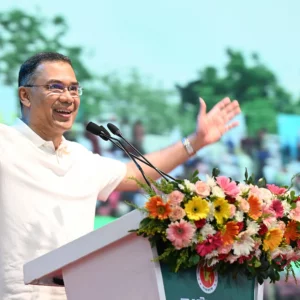 PM tells youngsters to prepare for future responsibilities through education and sports