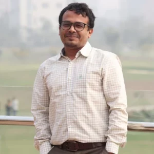 Journalist alleges abduction attempt in Moghbazar on way home from office