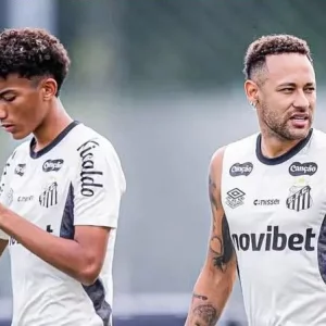 Neymar and Robinho Jr publicly reconcile after altercation