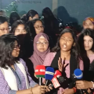 DU hall students protest after 300 fall ill from contaminated water