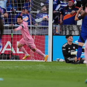 Messi hits brace as Miami win 5-3 at Cincinnati