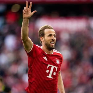 Kane hits hat-trick on final day of Bundesliga season