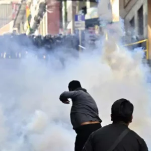Bolivia: Protesters demand President Paz’s ouster